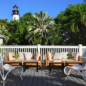 Hotel Lighthouse - Historic